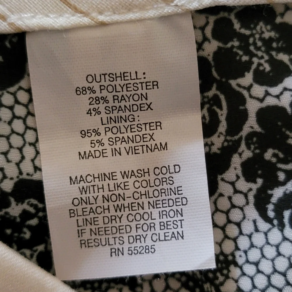 EXPRESS | Editor Cream buttoned mini skirt Size 10